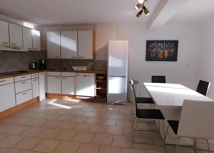 54 - Aiguebelle 250m Apartment Le Lavandou